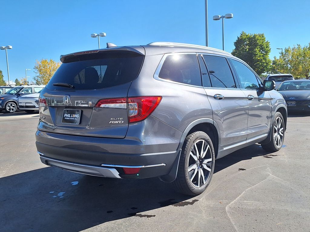 2019 Honda Pilot Elite photo 2
