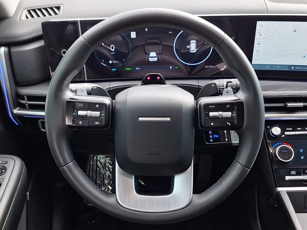 2025 Hyundai Santa Fe Limited - Photo 16