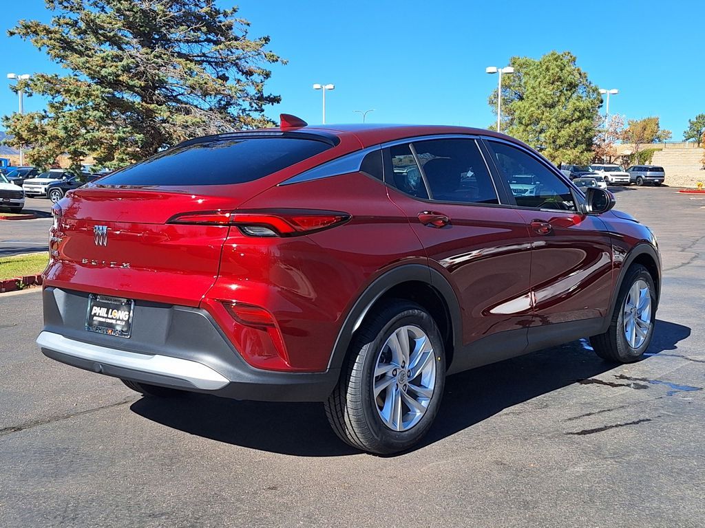 2024 Buick Envista Preferred photo 2