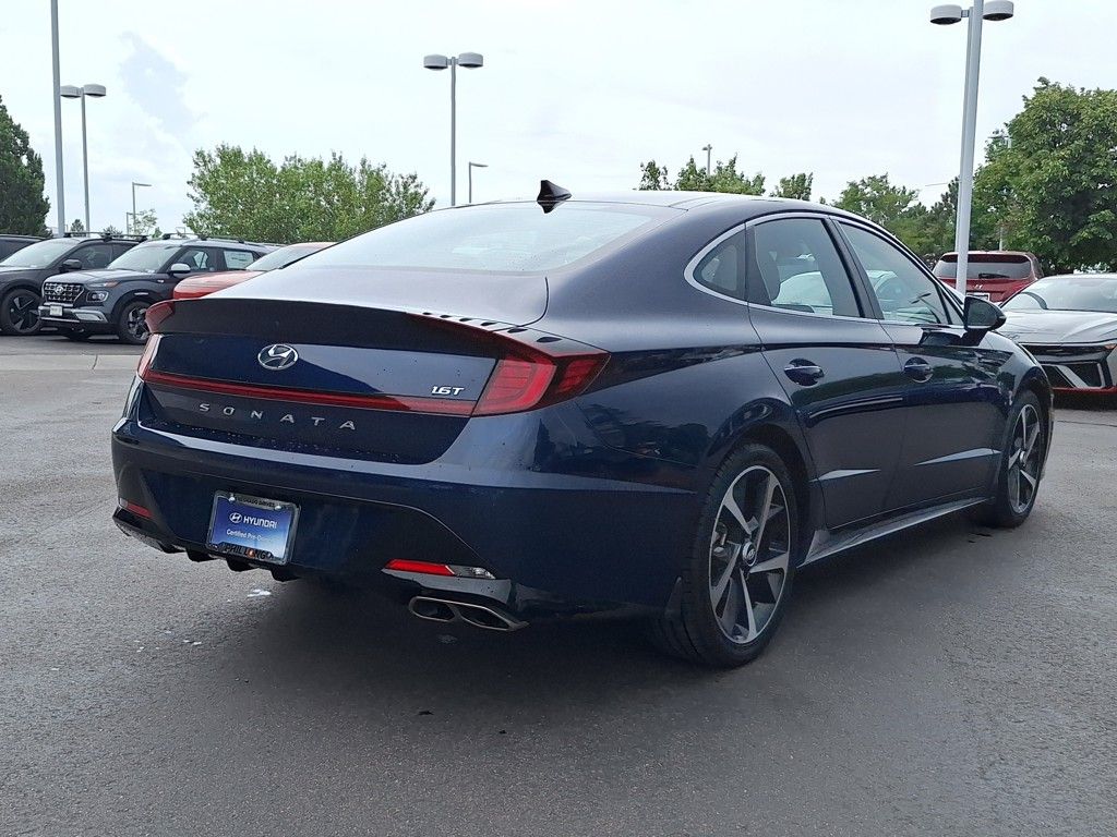 2022 Hyundai Sonata SEL Plus photo 3