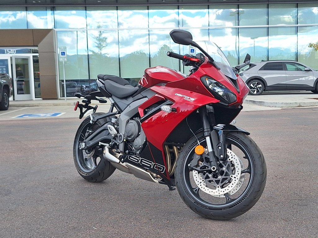  Triumph Daytona