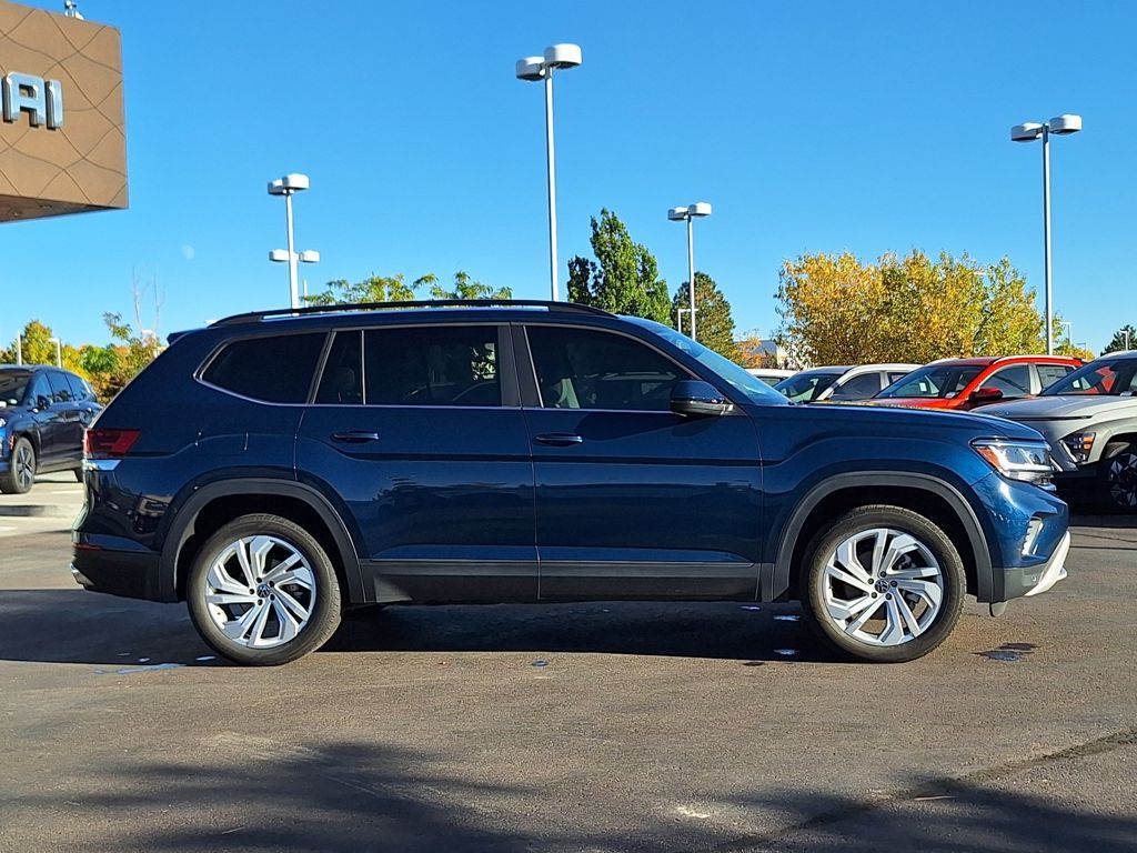 2022 Volkswagen Atlas V6 SE Technology photo 2
