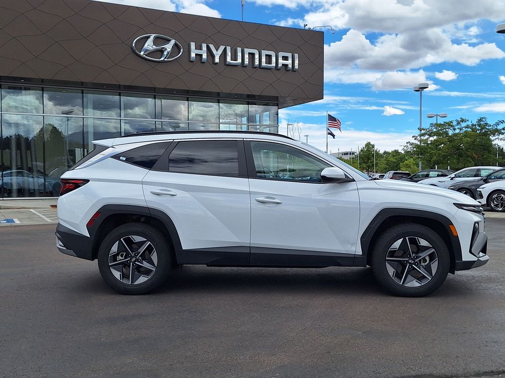 2025 Hyundai Tucson SEL - Photo 2