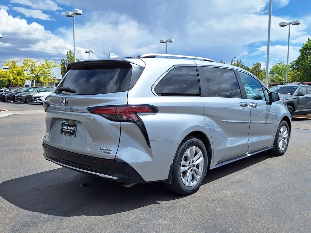 Used 2024 Toyota Sienna Limited 7 Passenger Van Passenger Van