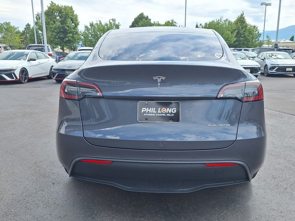 2022 Tesla Model Y Long Range photo 4