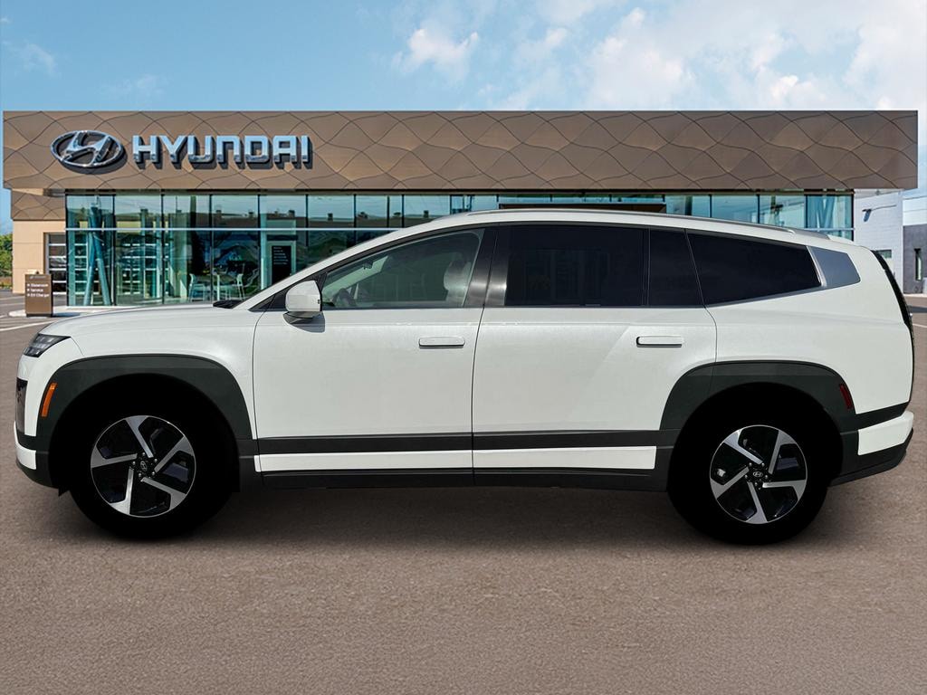 New 2026 Hyundai IONIQ 9 SE SUV