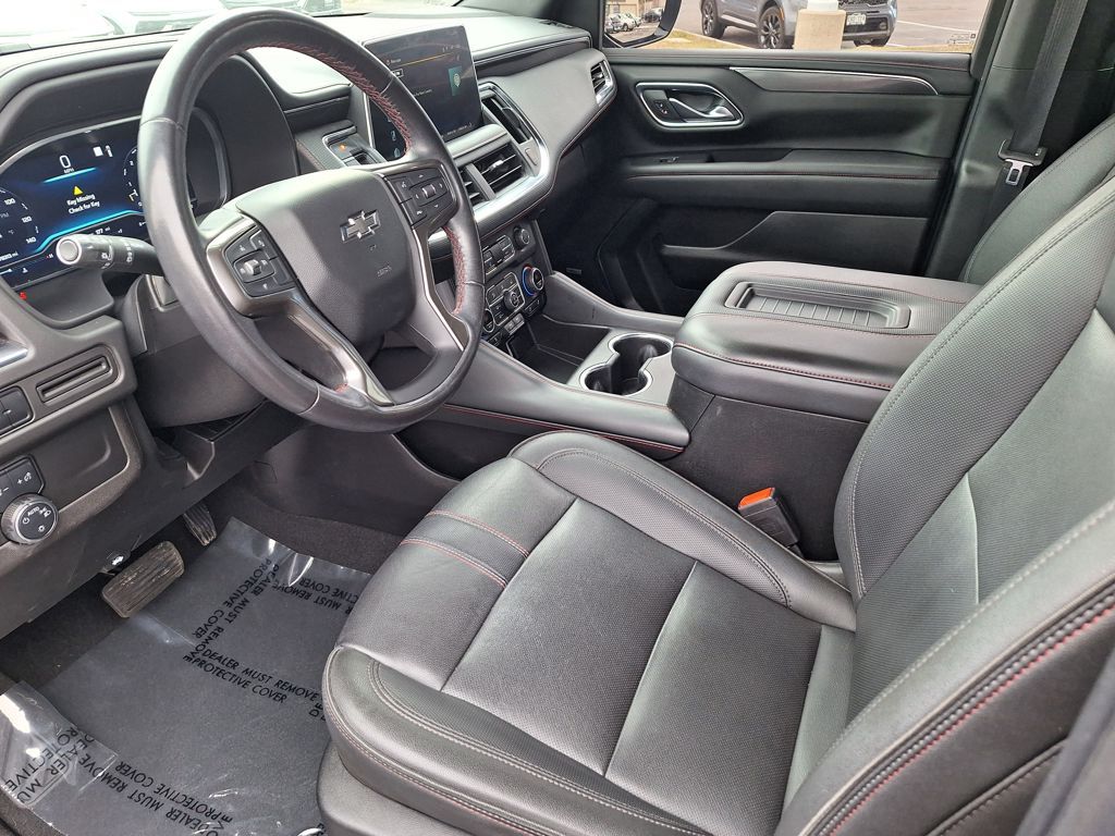 2023 Chevrolet Tahoe RST photo 3