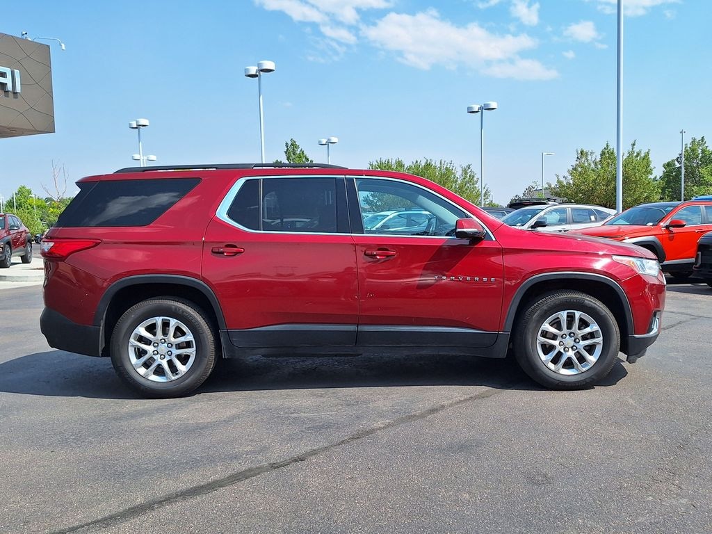 Used 2019 Chevrolet Traverse LT Cloth w/1LT SUV