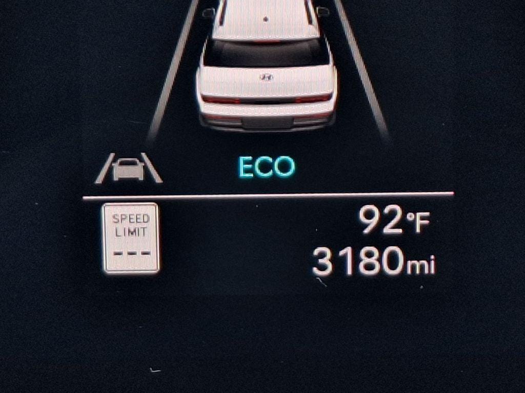 2026 Hyundai Santa Fe SE - Photo 17
