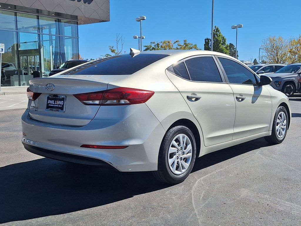 Used 2017 Hyundai Elantra SE Sedan