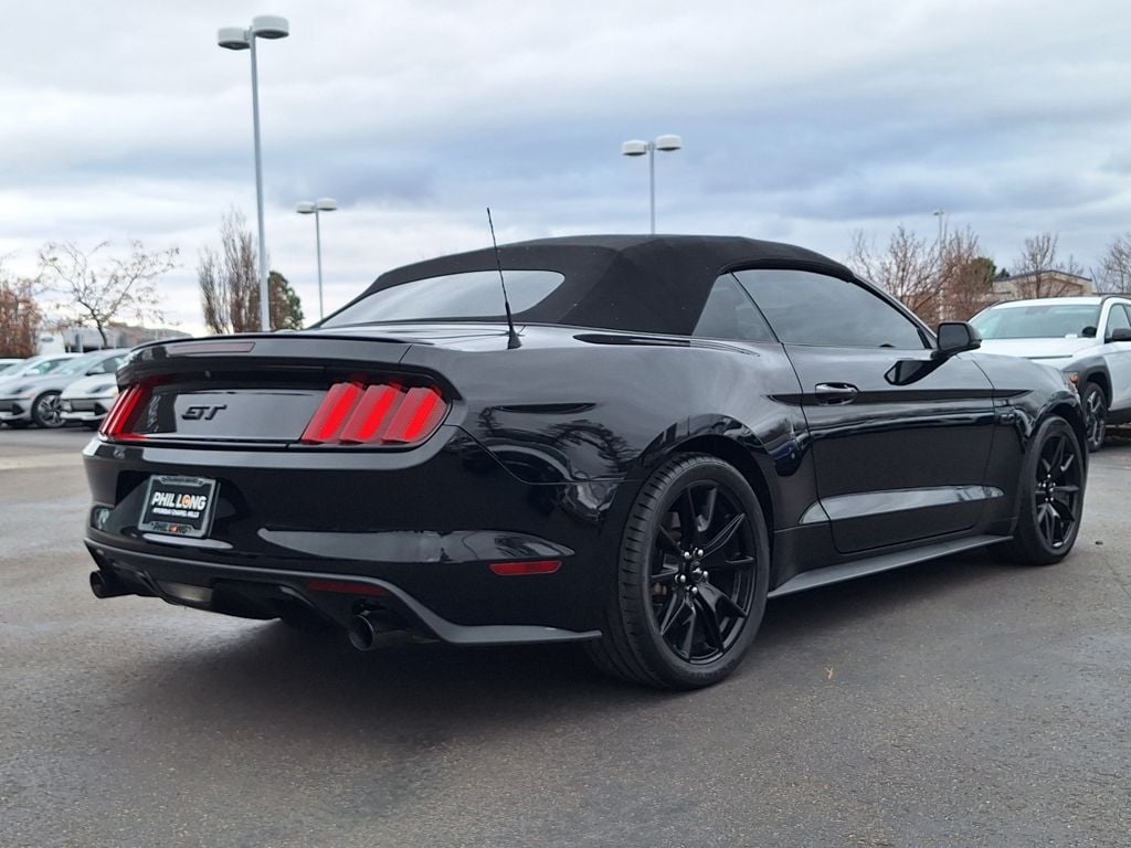 2017 Ford Mustang GT Premium Convertible photo 3