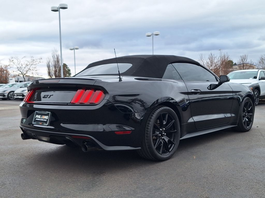 2017 Ford Mustang GT Premium Convertible photo 3