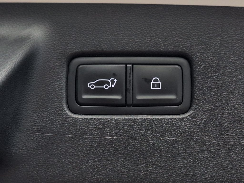 2025 Hyundai Santa Fe Limited - Photo 31
