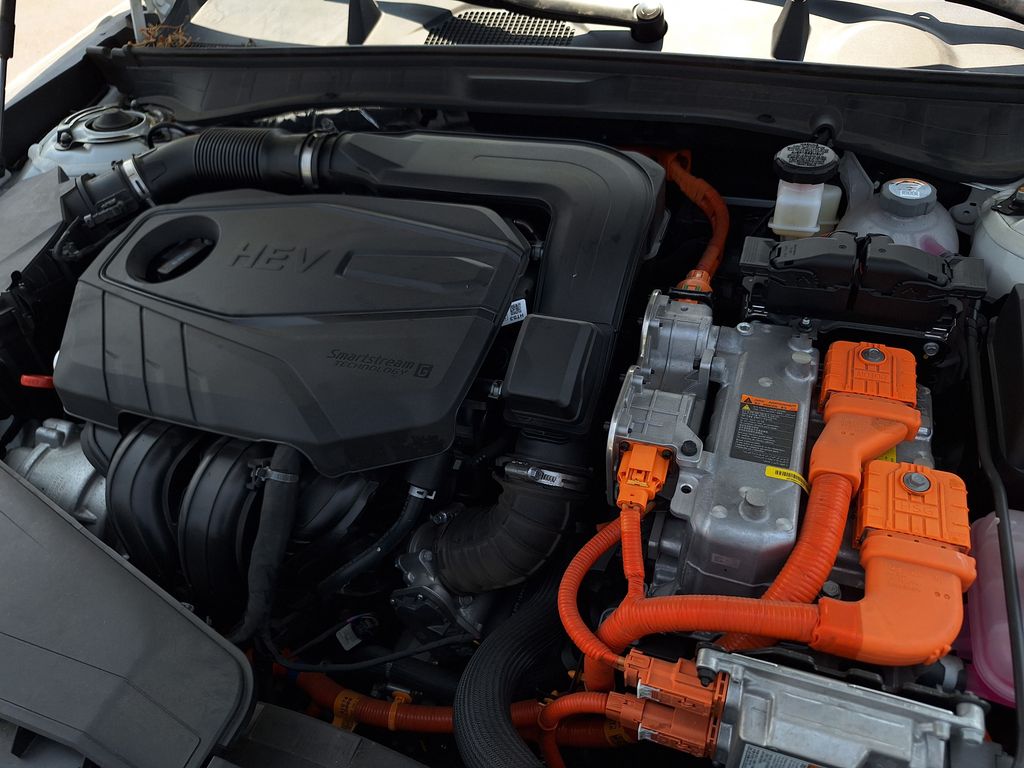 2025 Hyundai Sonata Hybrid Limited - Photo 32