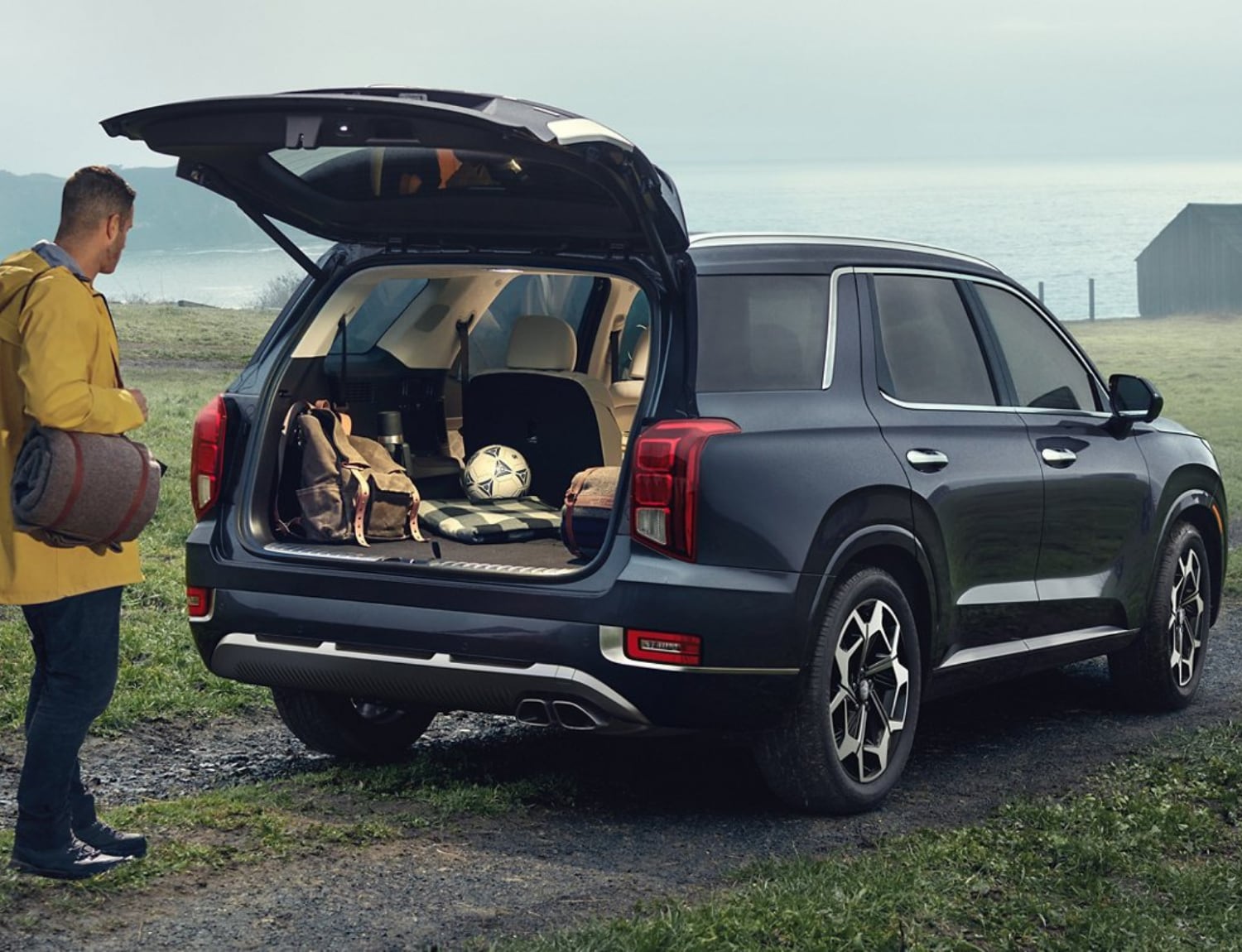 Rear cargo space area inside the new 2021 Hyundai Palisade SUV