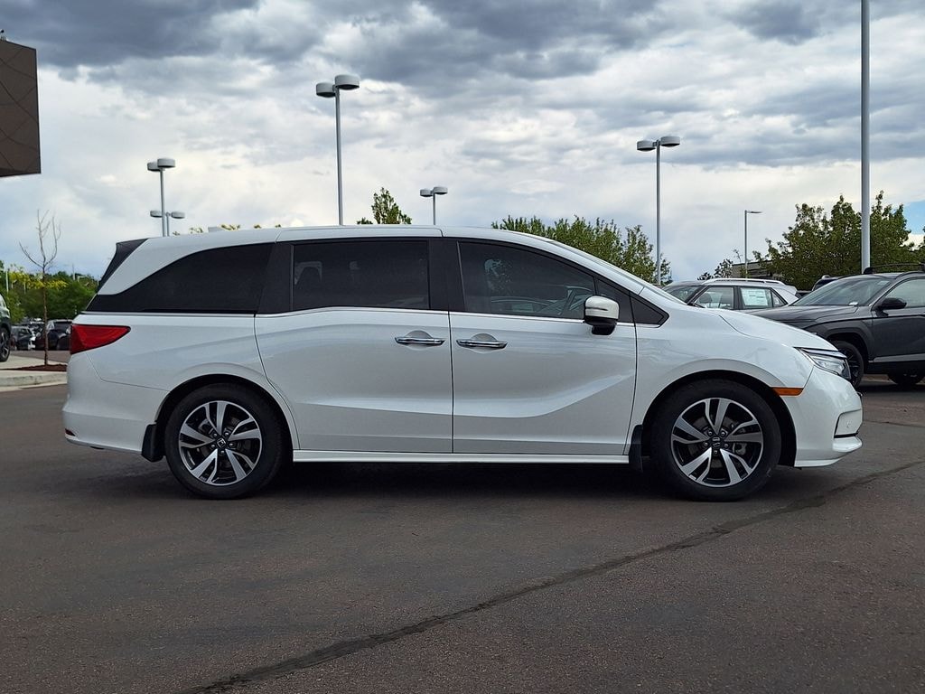 Used 2023 Honda Odyssey Touring Van