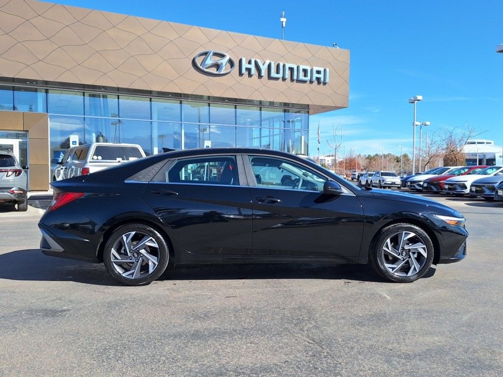 Used 2024 Hyundai Elantra SEL Sedan