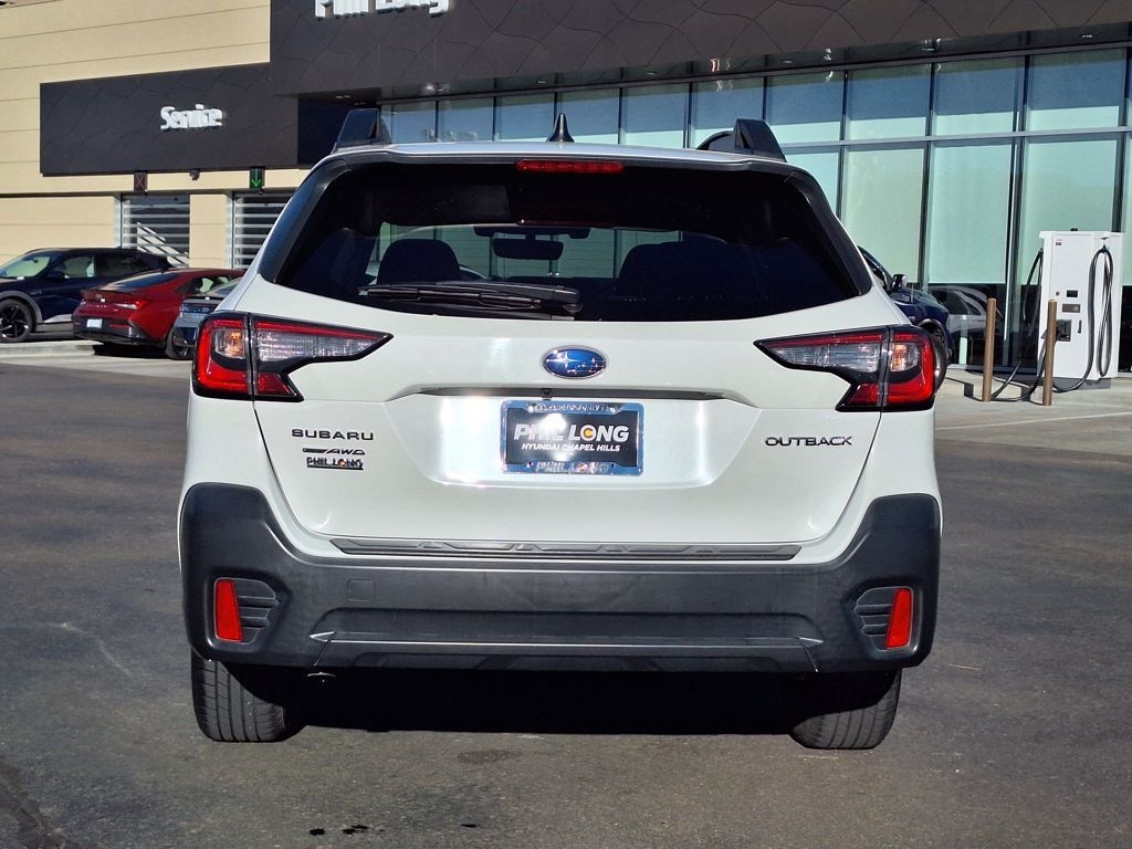 Used 2022 Subaru Outback Premium SUV