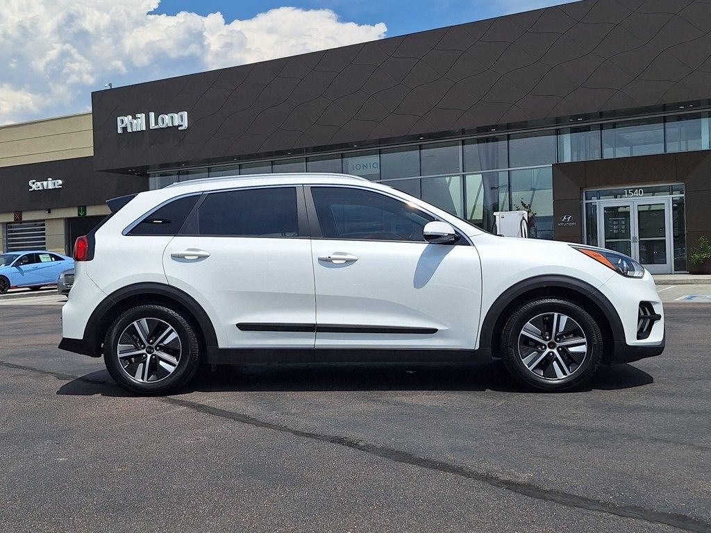 2021 Kia Niro EX Premium photo 2