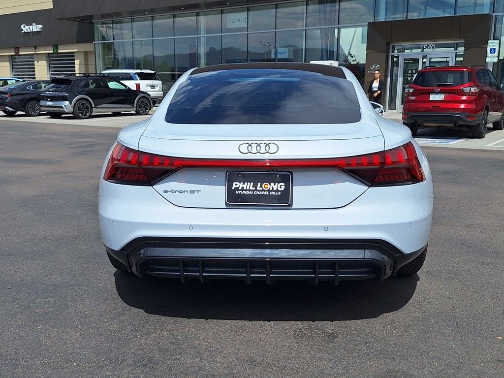 2023 Audi e-tron GT Premium Plus photo 4