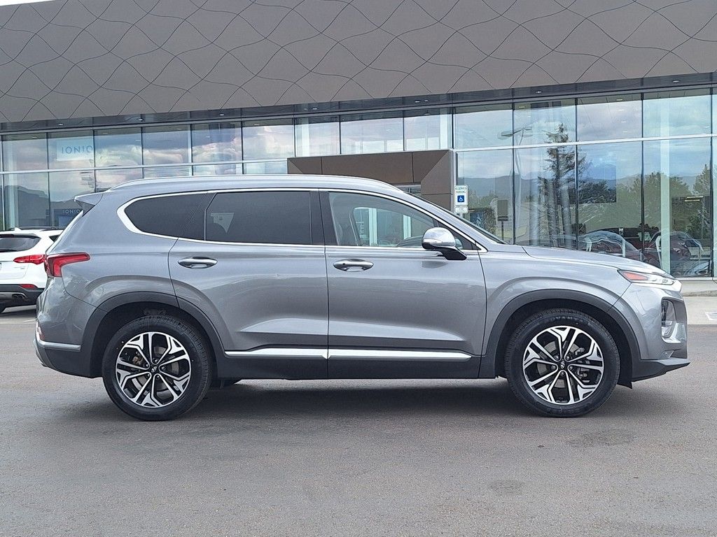 2019 Hyundai Santa Fe Ultimate 2.0T photo 2