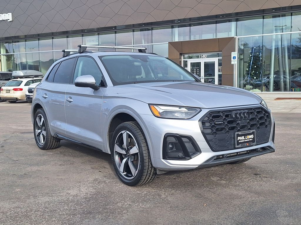 2023 Audi Q5 Premium Plus's photo