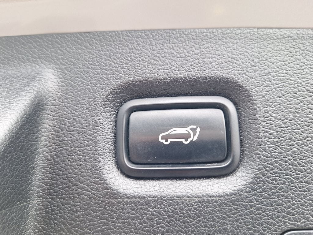2023 Hyundai Santa Fe Limited - Photo 29