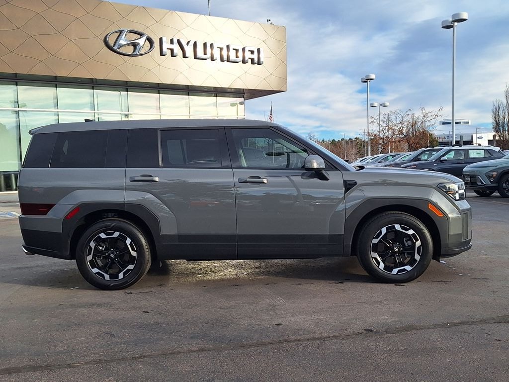 Used 2024 Hyundai Santa Fe SE SUV