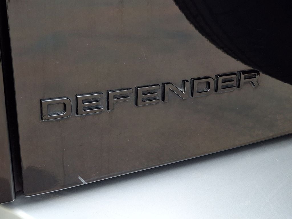 2025 Land Rover Defender S - Photo 34