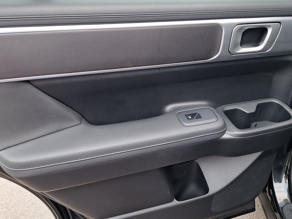2025 Hyundai Santa Fe SEL - Photo 14