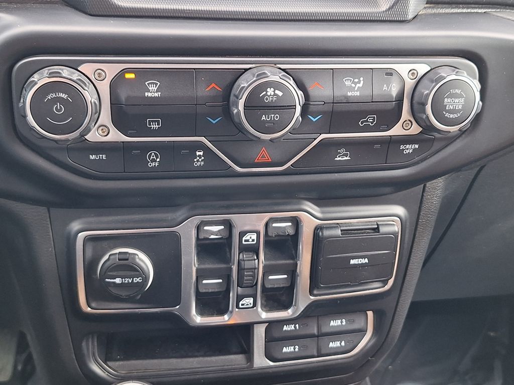 2021 Jeep Gladiator Overland - Photo 22
