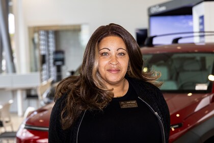 Staff member Joelle Williams from ID_bf7b1021b461