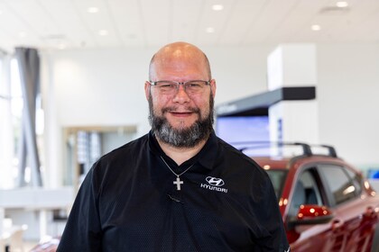 Staff member Scott Gewiss from ID_e5e4c5d9b145