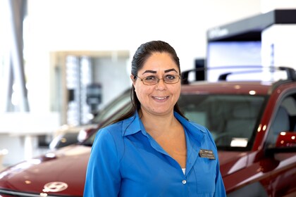 Staff member Jessica Medina from ID_5865ad8592c4