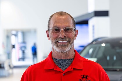 Staff member Rich Mohr from ID_e5e4c5d9b145