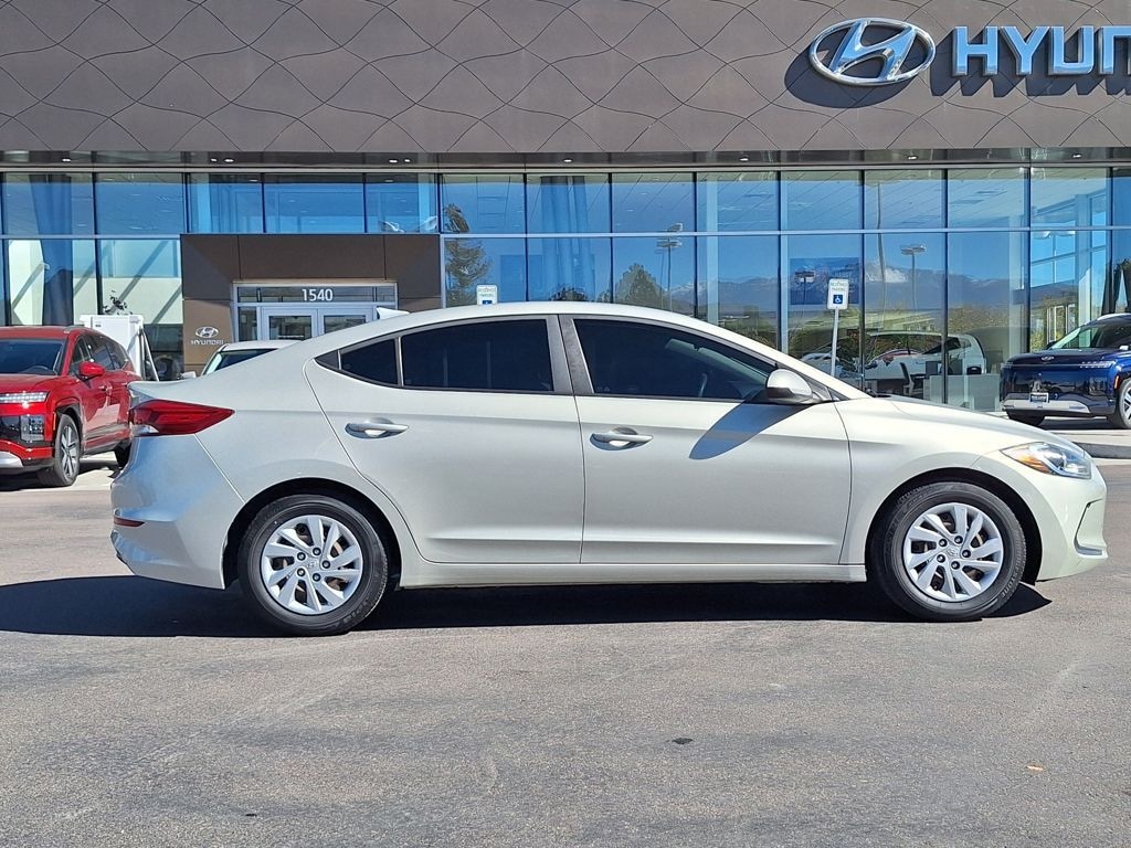 Used 2017 Hyundai Elantra SE Sedan