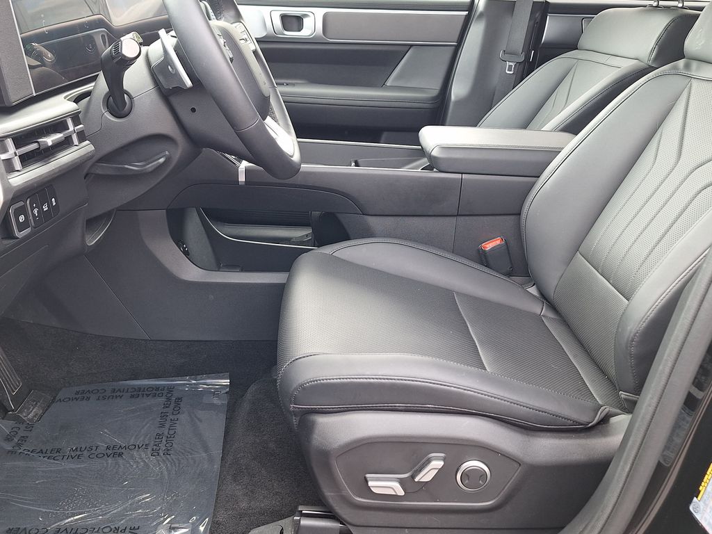 2025 Hyundai Santa Fe SEL - Photo 11