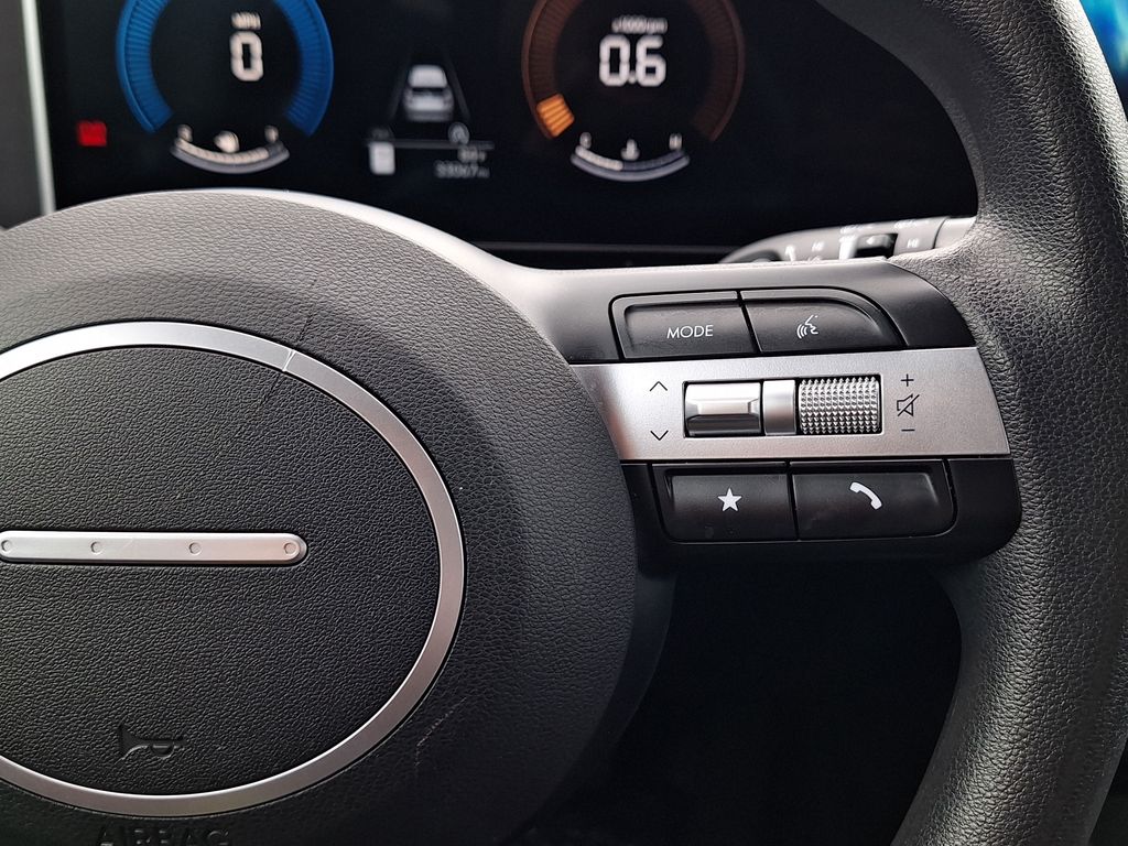 2025 Hyundai Tucson SEL - Photo 16