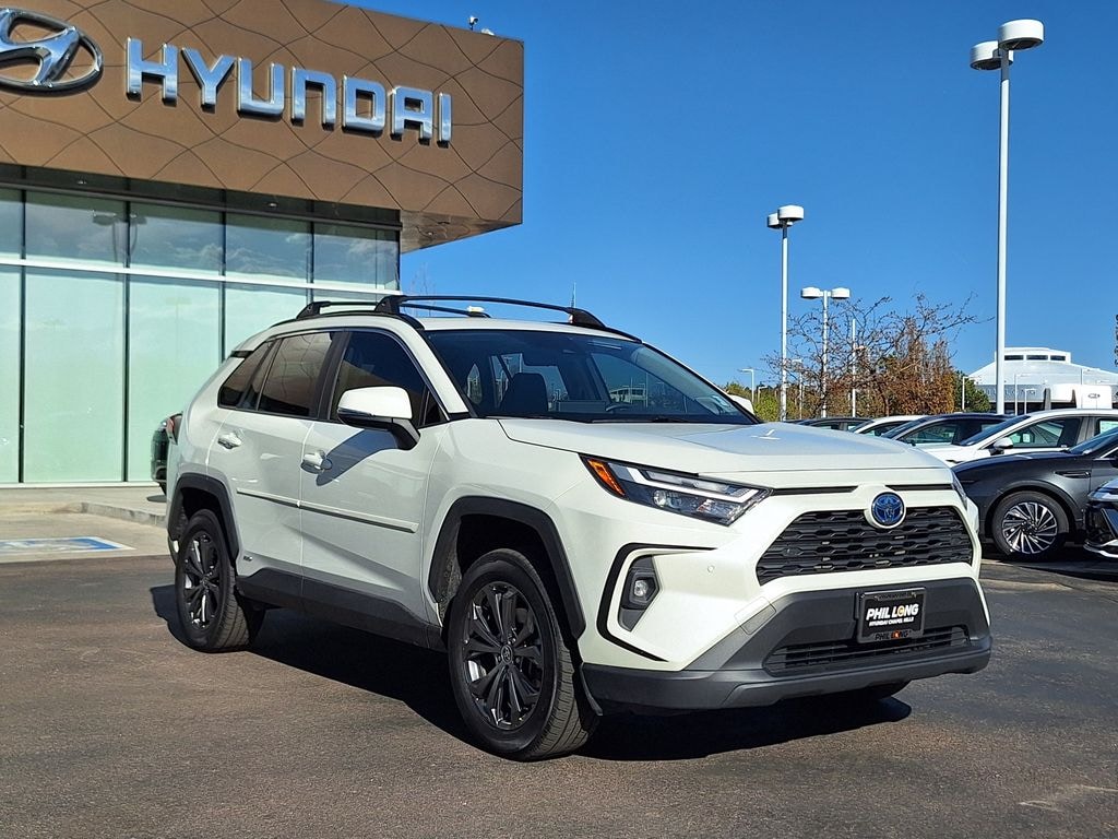 Used 2017 Hyundai Santa Fe Sport 2.0L Turbo Ultimate SUV