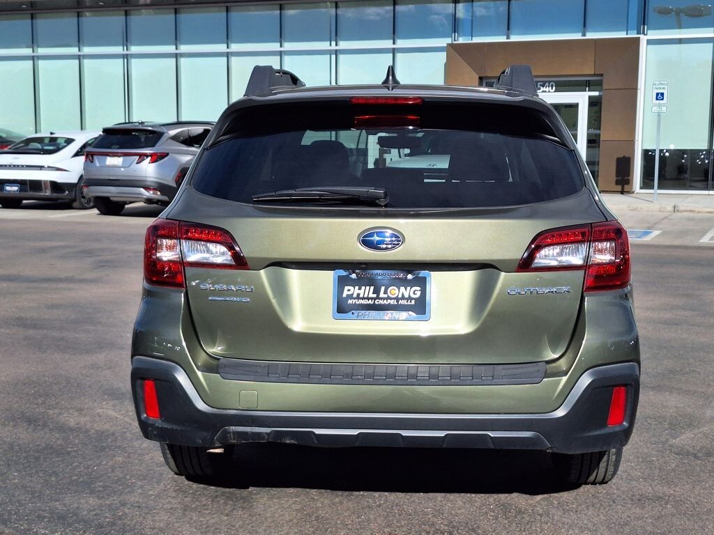 Used 2018 Subaru Outback 2.5i Premium with SUV