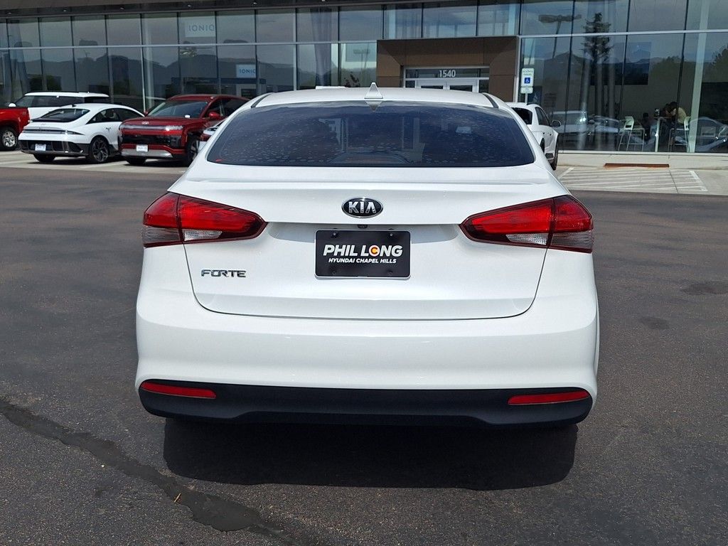 2018 Kia Forte LX photo 3