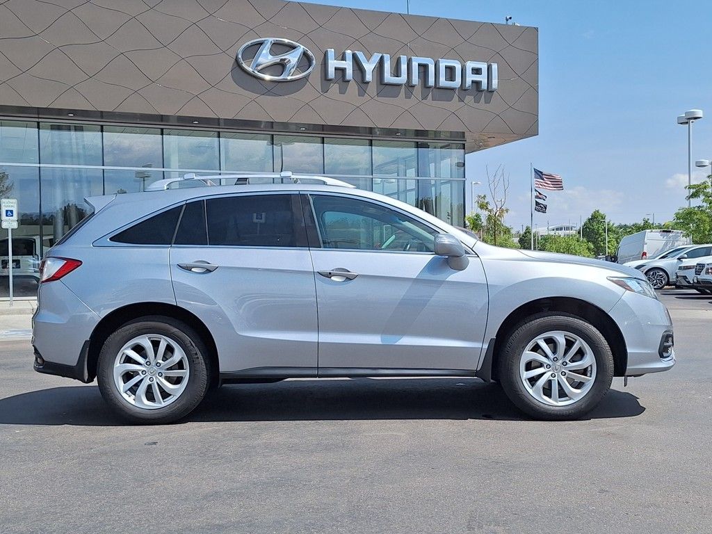 2018 Acura RDX Base Plus photo 2