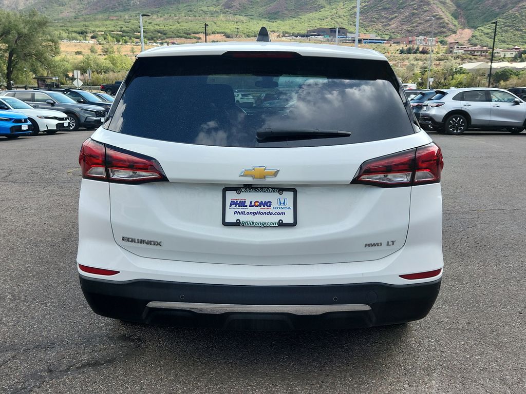 2023 Chevrolet Equinox LT photo 3