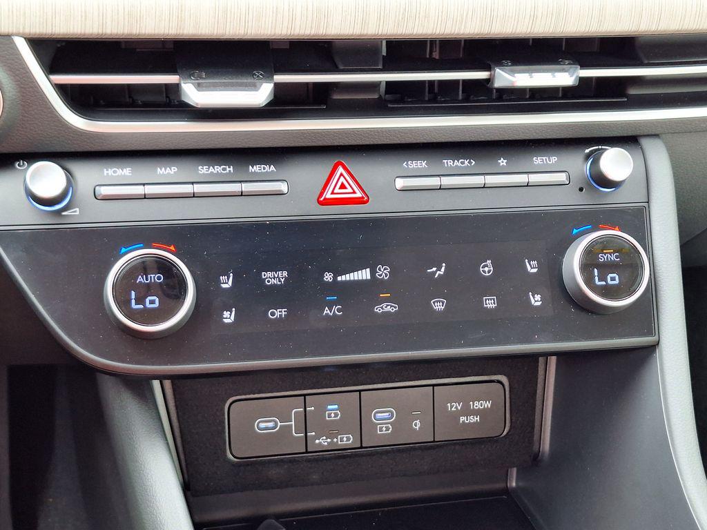 2025 Hyundai Sonata Hybrid Limited - Photo 24