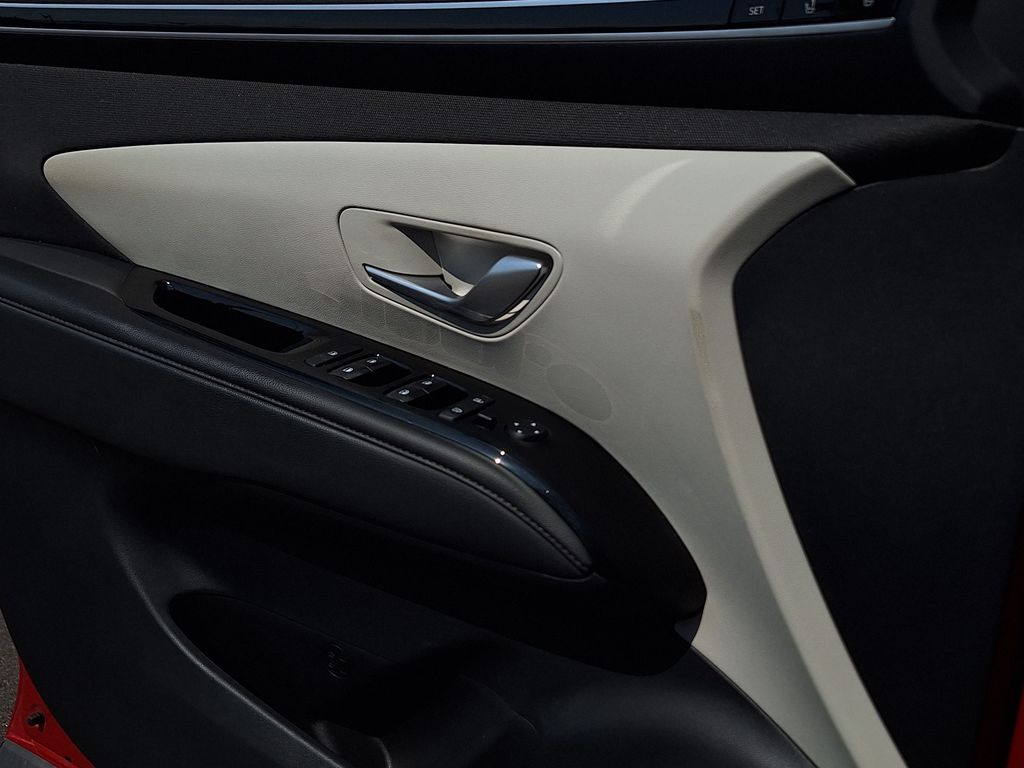 2022 Hyundai Tucson Limited - Photo 9