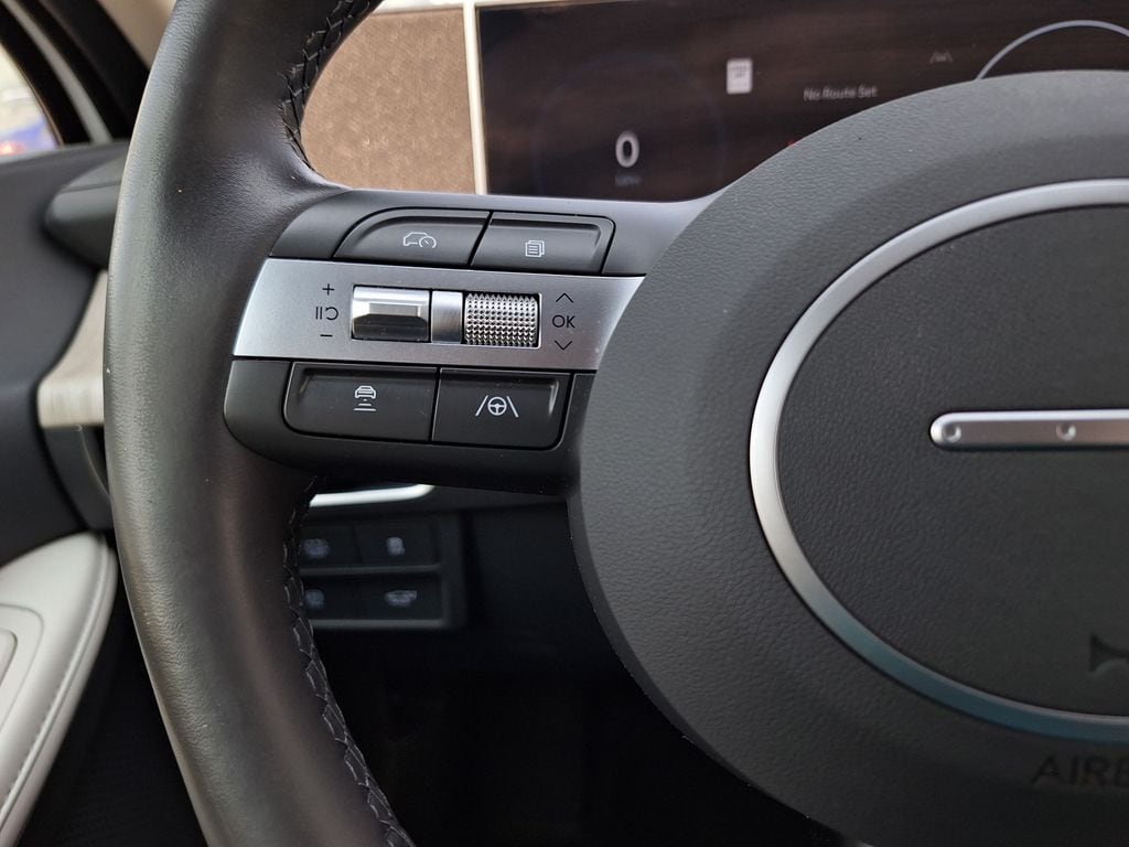 2025 Hyundai Sonata Hybrid Limited - Photo 16