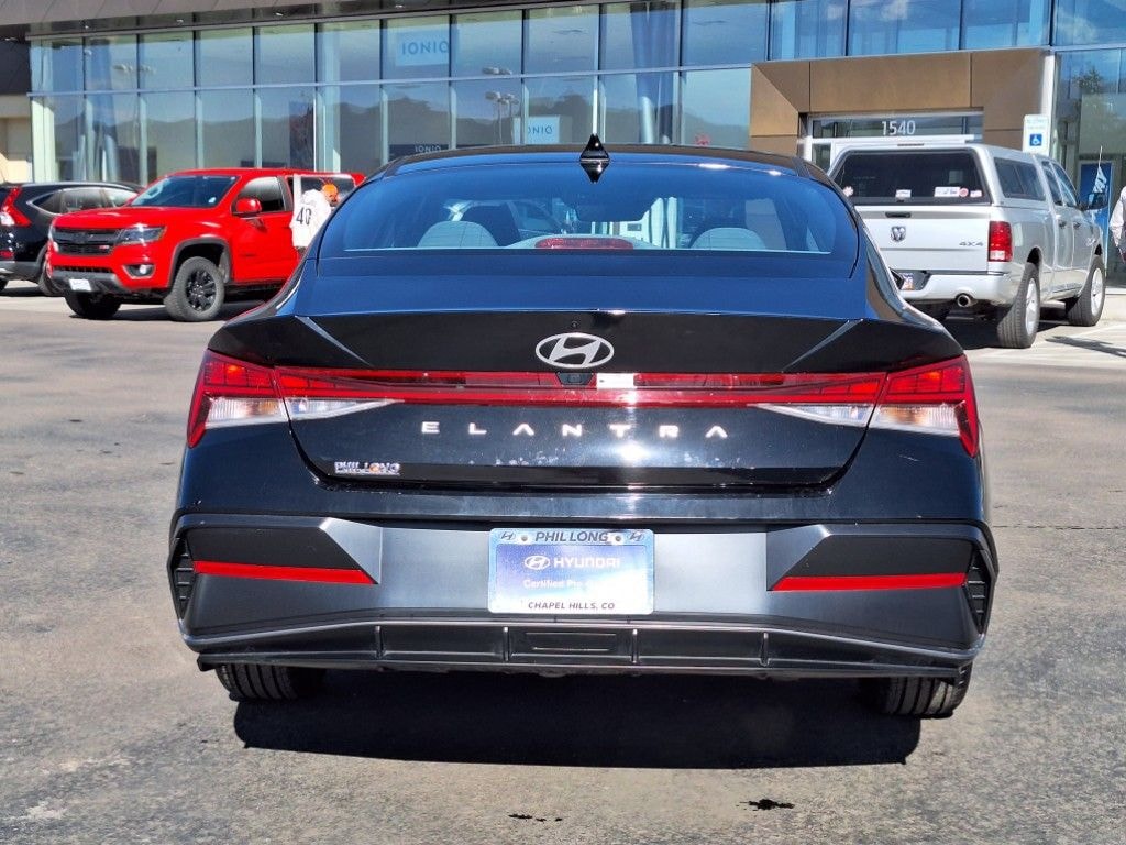 Used 2024 Hyundai Elantra SEL Sedan