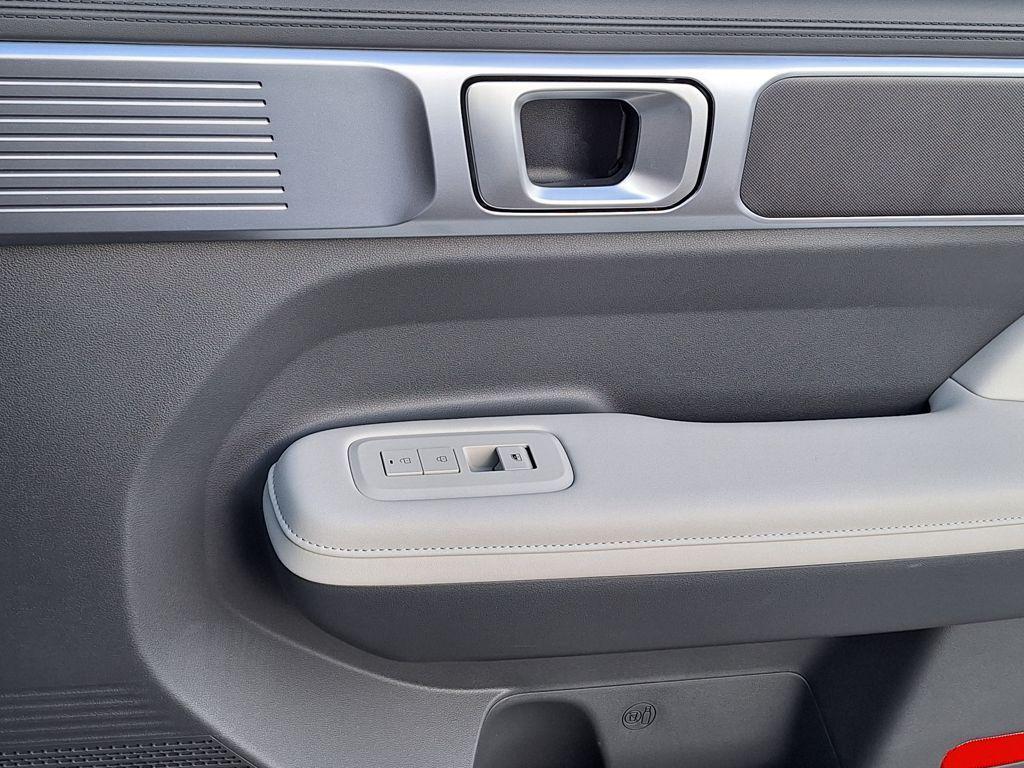 2025 Hyundai Santa Fe SEL - Photo 27