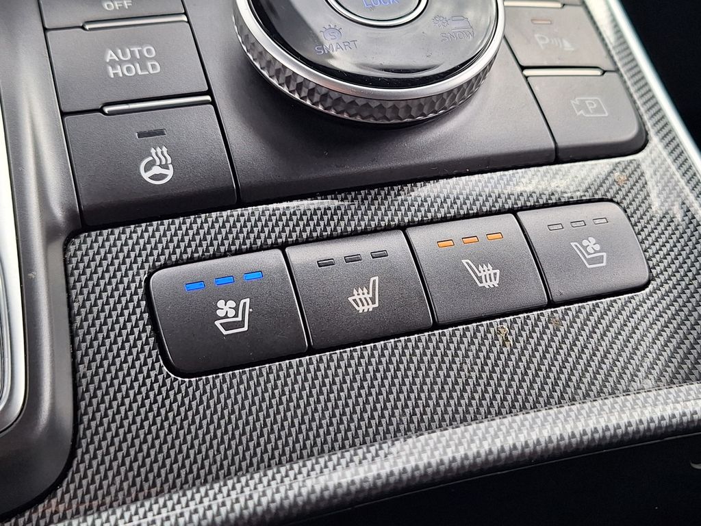 2023 Hyundai Santa Fe Limited - Photo 23