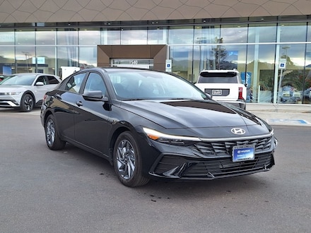 2024 Hyundai Elantra SEL Sedan